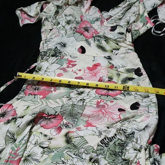 Floral Print Cold Shoulder Maxi Hi-Lo Dress - Picture 8 of 8